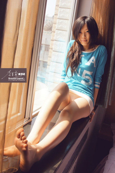 2010.03.26 李星龙摄影-美丽记-美女古董商吕昕霏私家写真